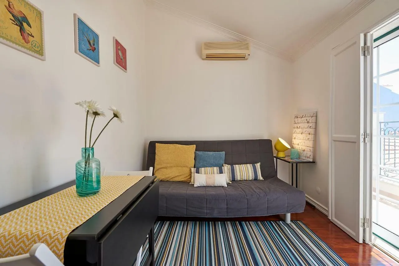 Cozy Apartment In Historic Center With Terrace Lissabon