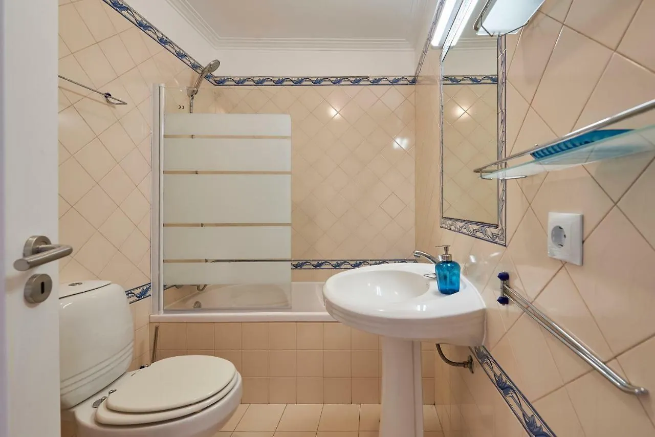 Cozy Apartment In Historic Center With Terrace Lisboa 0*,